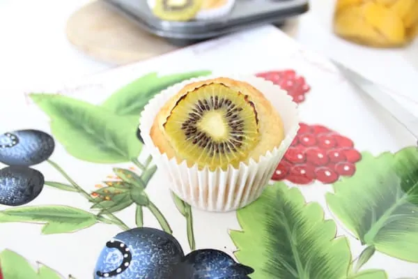 kiwifruit muffin